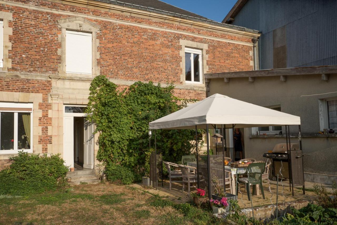 Chambre D'Hotes Fantesstique Berzieux Exterior foto